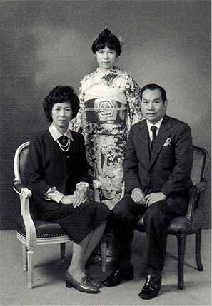 萬国貿易株式会社